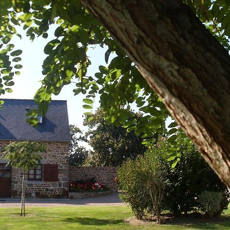 Chambres d'Hotes Les Sageais Baguer-Morvan Extérieur photo